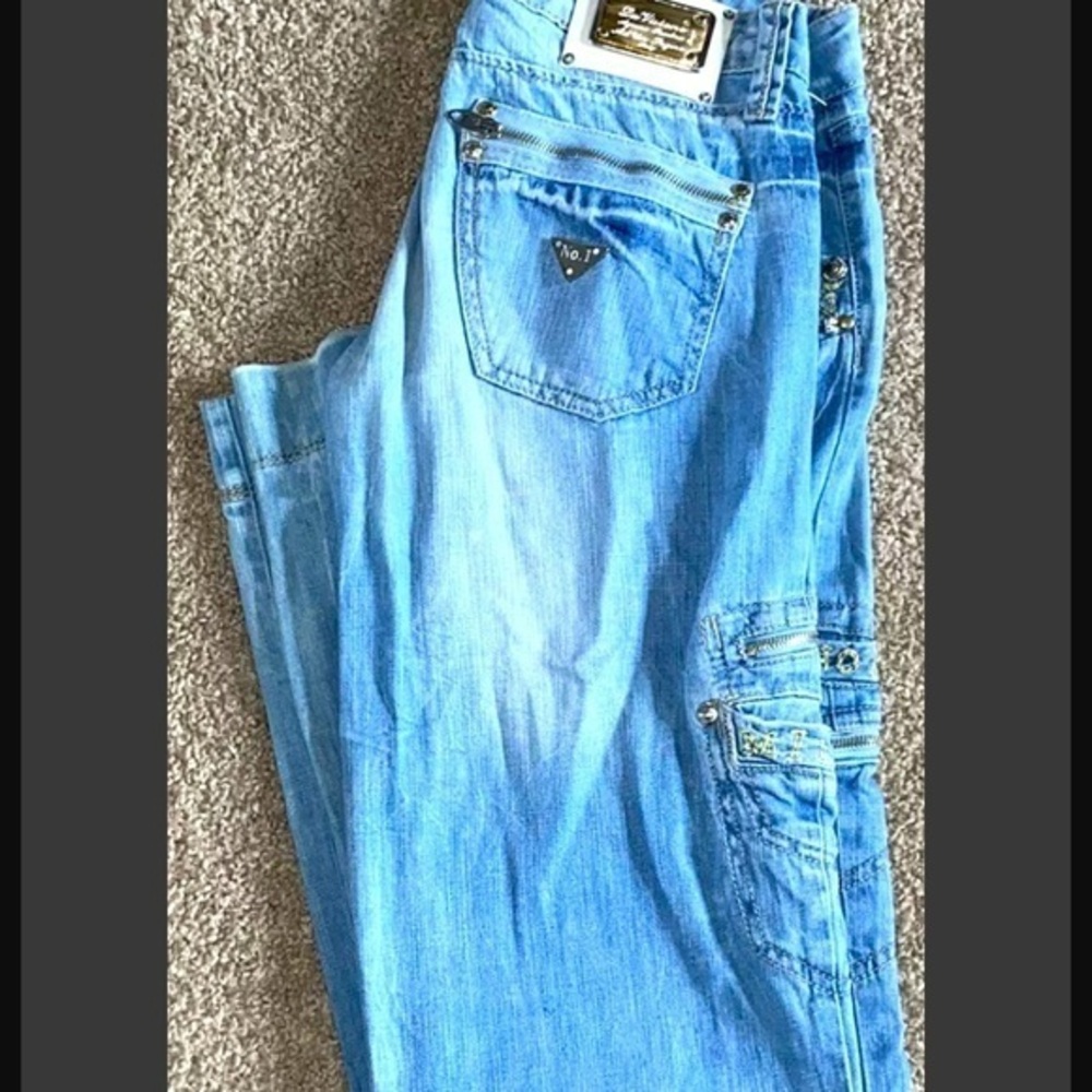LA VISIONE Women’s Jeans Size 40(30x32) Flare Bottom Chain Link Light Wash